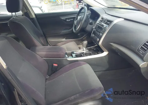 2013 Nissan Altima 2.5 S z USA, uszkodzony, nr VIN 1N4AL3AP0DC917278